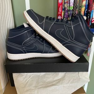 Retro Jordan 1 Mid Re2pect mens size 10.5